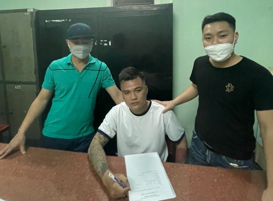 Công an quận Kiến An:  Đẩy mạnh công tác thu hồi vũ khí, vật liệu nổ, công cụ hỗ trợ